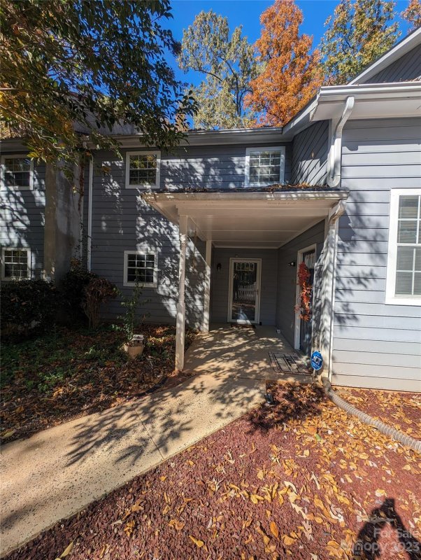 6008 Winged Elm Court