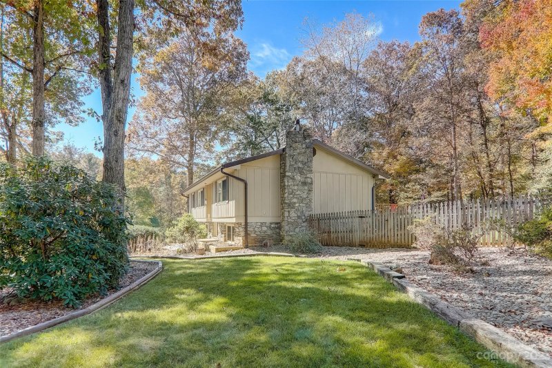 Property image 3 at 6 Saint Andrews Road, Arden, NC 28704