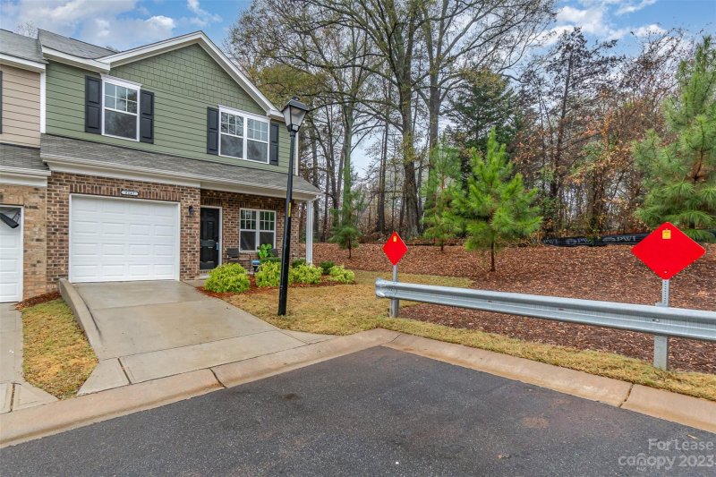 Property image 2 at 9347 Grand Valley Drive, Charlotte, NC 28213