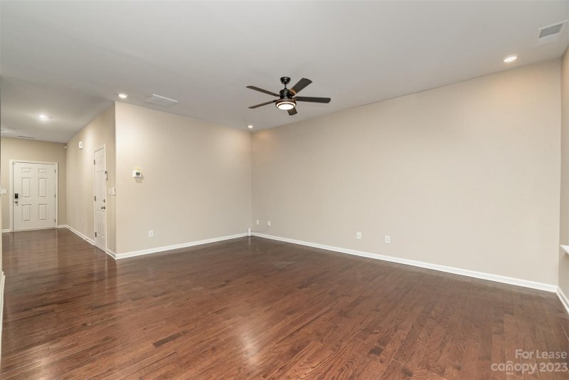 Property image 4 at 9347 Grand Valley Drive, Charlotte, NC 28213