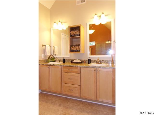 Property image 5 at 170 Wood Acre Drive, Mooresville, NC 28115