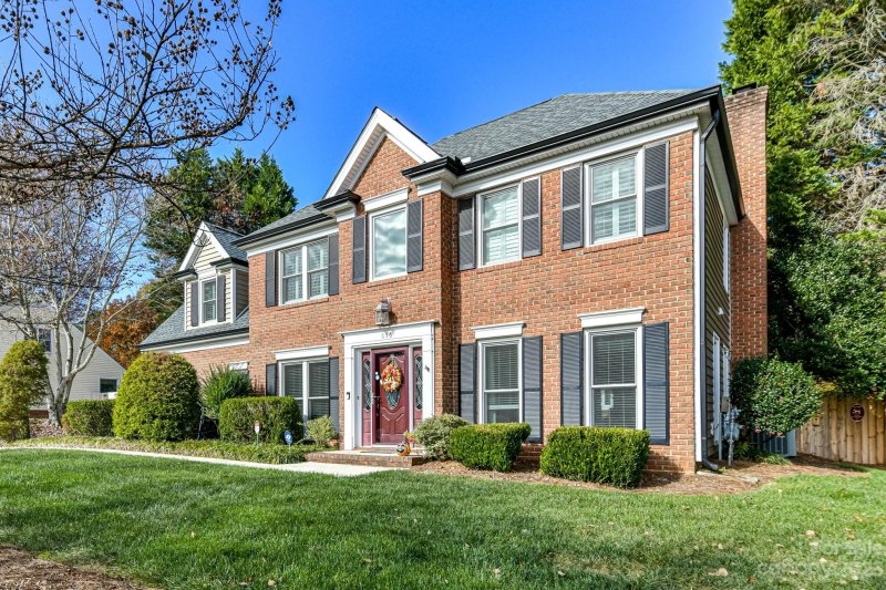 Property image 3 at 656 Franklin Grove Drive, Mooresville, NC 28115