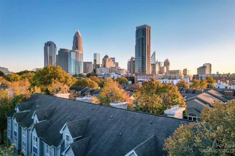 Property image 4 at 513 N Graham Street, Charlotte, NC 28202