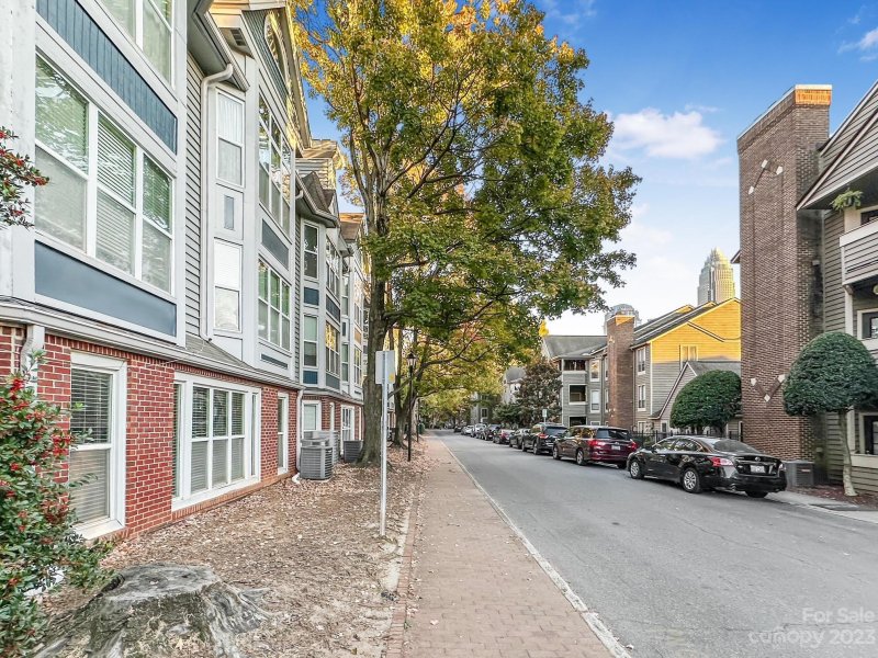 Property image 5 at 513 N Graham Street, Charlotte, NC 28202