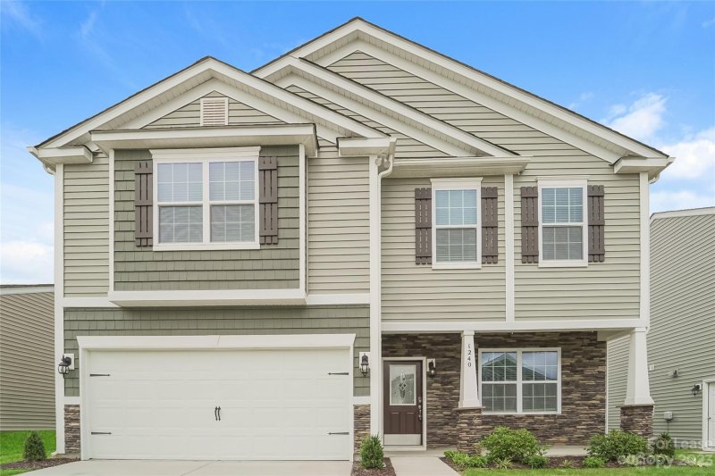 Property image 2 at 1240 Kent Downs Drive, Concord, NC 28027