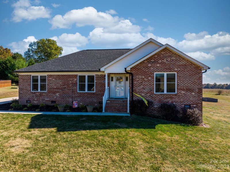 Property image 2 at 3421 Sweetgum Lane, Lincolnton, NC 28092