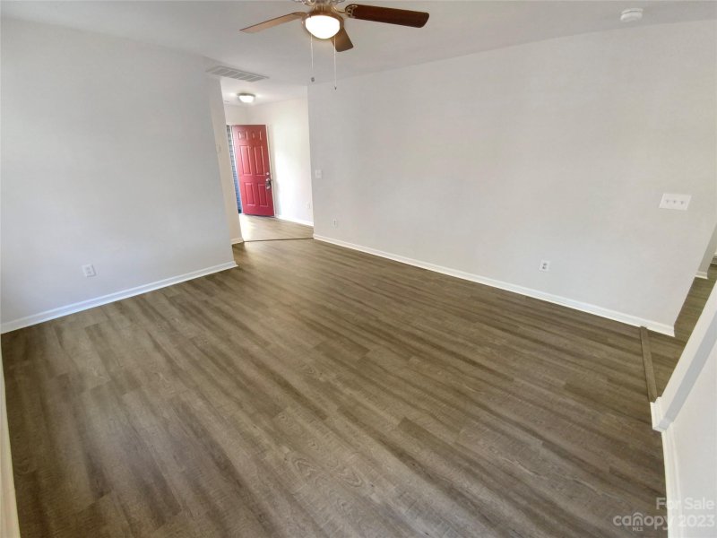 Property image 3 at 8818 Sharonbrook Drive, Charlotte, NC 28210