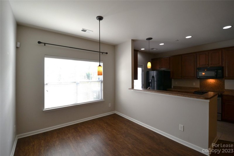 Property image 5 at 4751 Craigmoss Lane, Charlotte, NC 28278