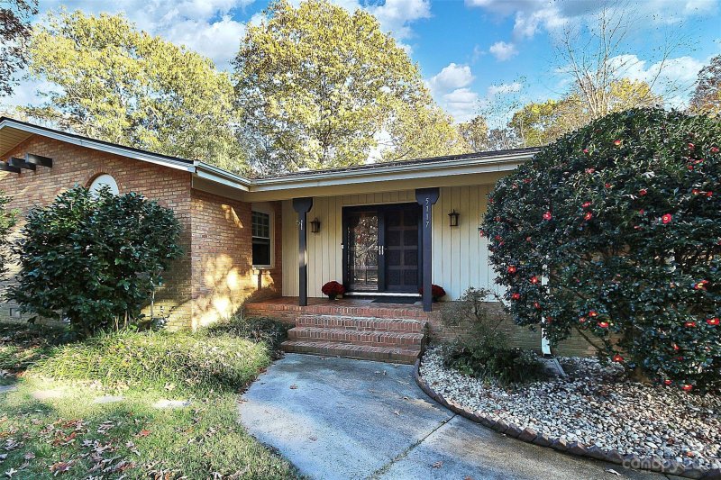 Property image 3 at 5117 Shaftwood Drive, Indian Trail, NC 28079