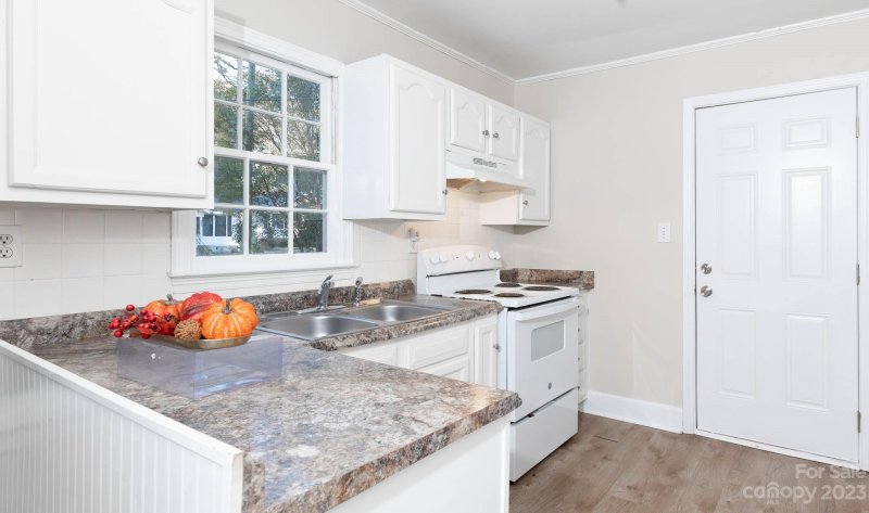 Property image 5 at 334 Walnut Street, Rock Hill, SC 29730