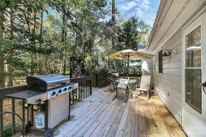 Property image 2 at 6818 Providence Road, Waxhaw, NC 28173