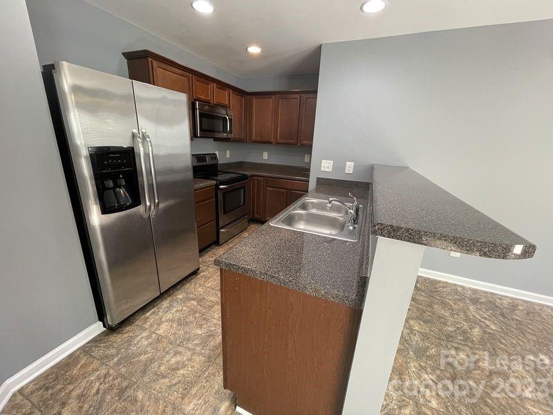 Property image 4 at 5919 Fazenda Drive, Charlotte, NC 28214