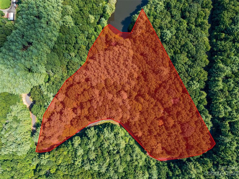 Property image 2 of 99999 Gordon Lane in Rivers Edge, Burnsville, NC 28714