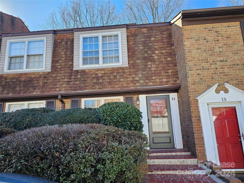 Property image 2 at 921 Nottingham Drive, Gastonia, NC 28054