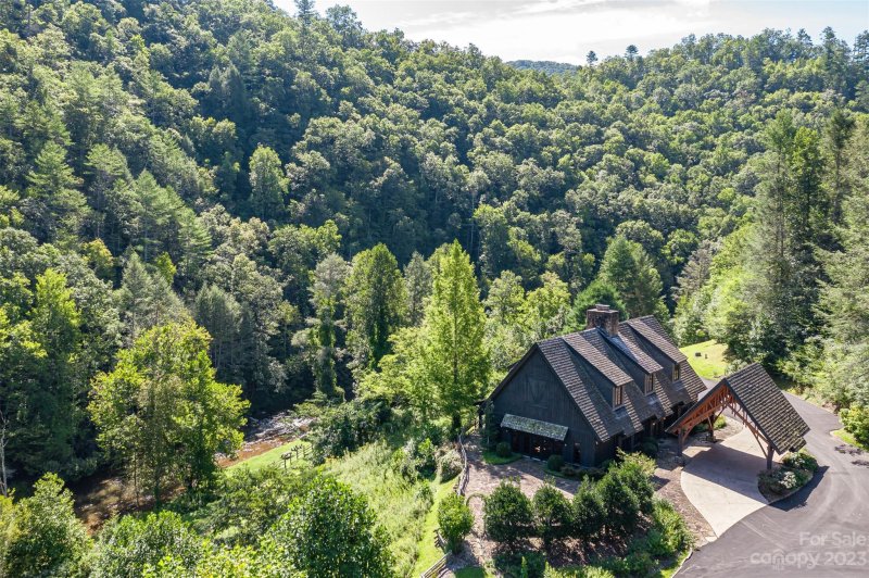 Property image 4 at 99999 Bear River Lodge Trail, Marshall, NC 28753