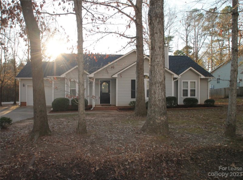 1645 Sam Smith Road