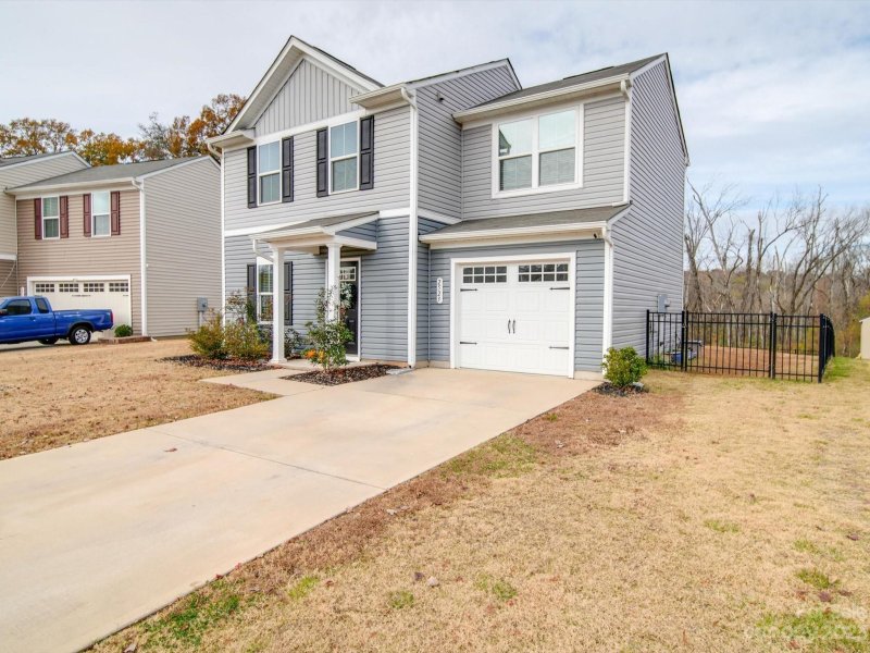 Property image 2 at 2523 Willow Pond Lane, Concord, NC 28025