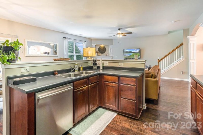 Property image 5 at 3717 Catawba Creek Drive, Gastonia, NC 28056