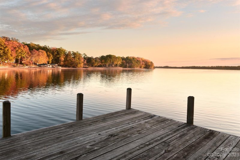 Property image 4 at 618 Fairway Shores Road, Mount Gilead, NC 27306