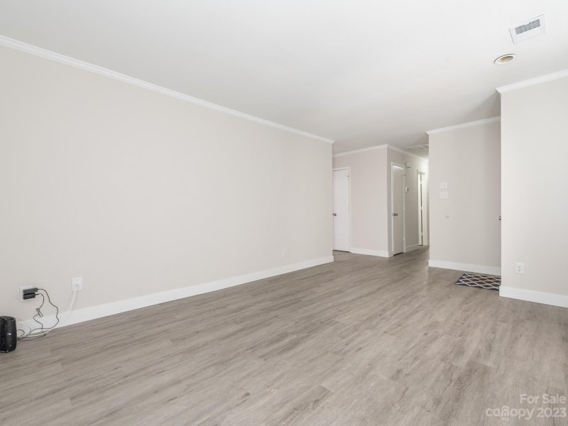 Property image 4 at 10021 Heathergate Lane, Mint Hill, NC 28227