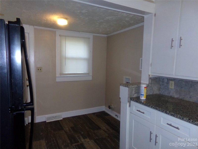 Property image 4 at 729 Spruce Street, Mooresville, NC 28115