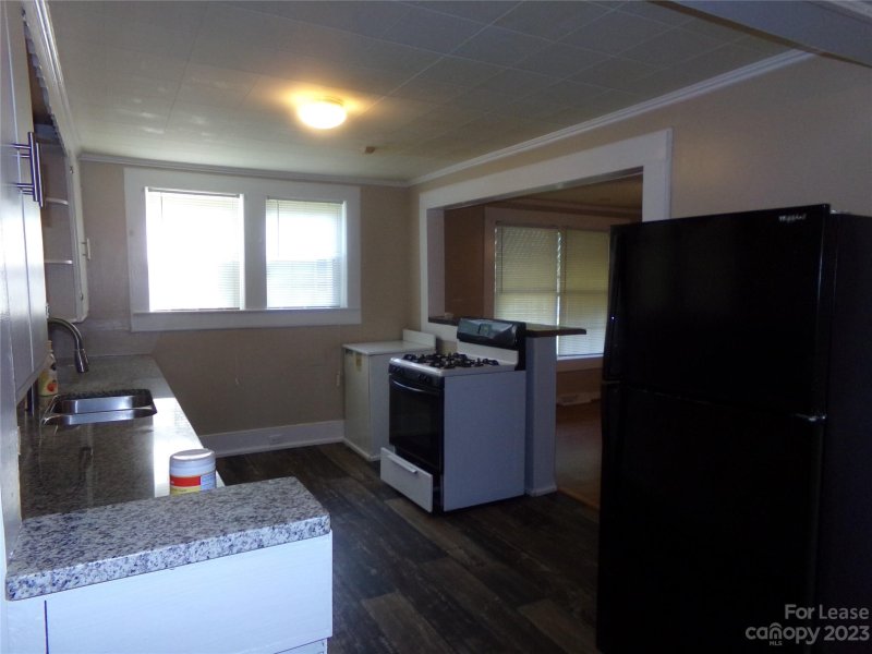 Property image 5 at 729 Spruce Street, Mooresville, NC 28115