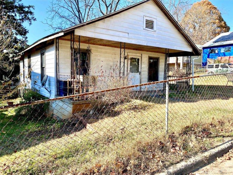 Property image 2 at 107 Bradley Street, Asheville, NC 28806