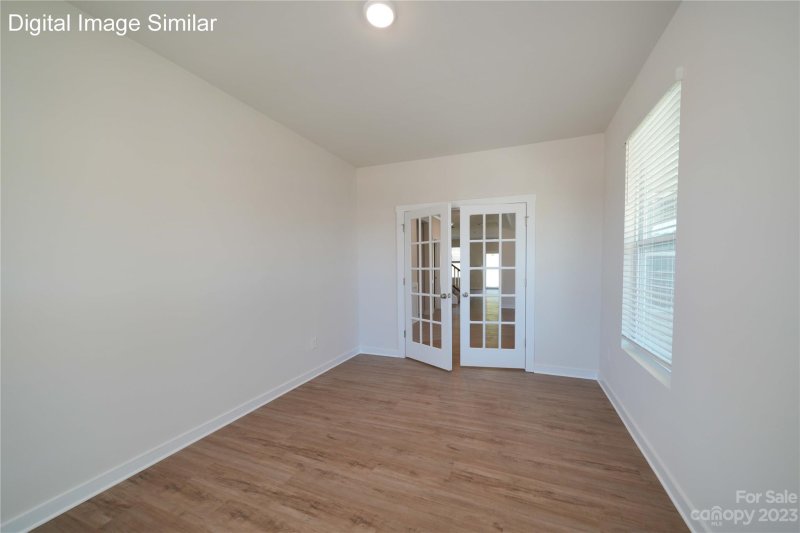 Property image 3 at 6709 Kinghurst Drive, Charlotte, NC 28216