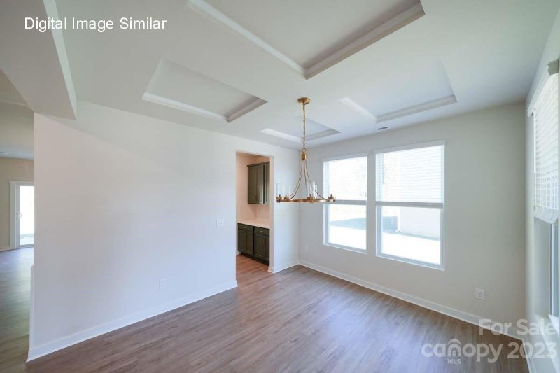 Property image 4 at 6709 Kinghurst Drive, Charlotte, NC 28216