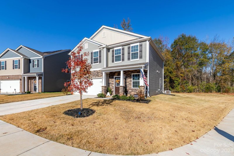 Property image 3 at 767 Sun Briar Circle, Clover, SC 29710