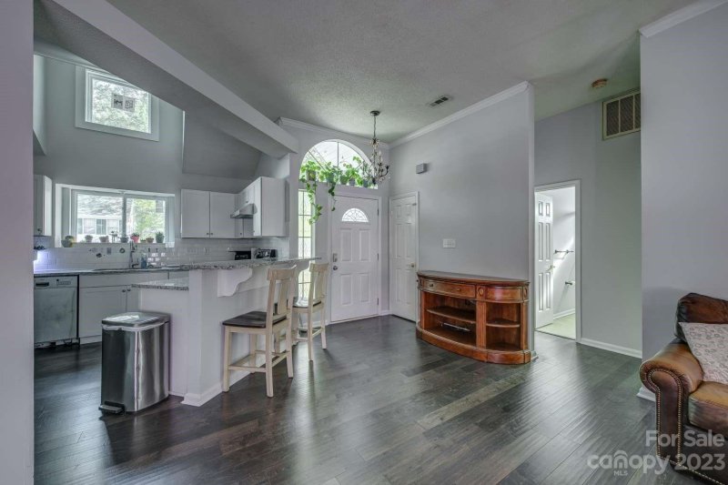 Property image 3 at 2430 Rob Roy Court, Charlotte, NC 28208