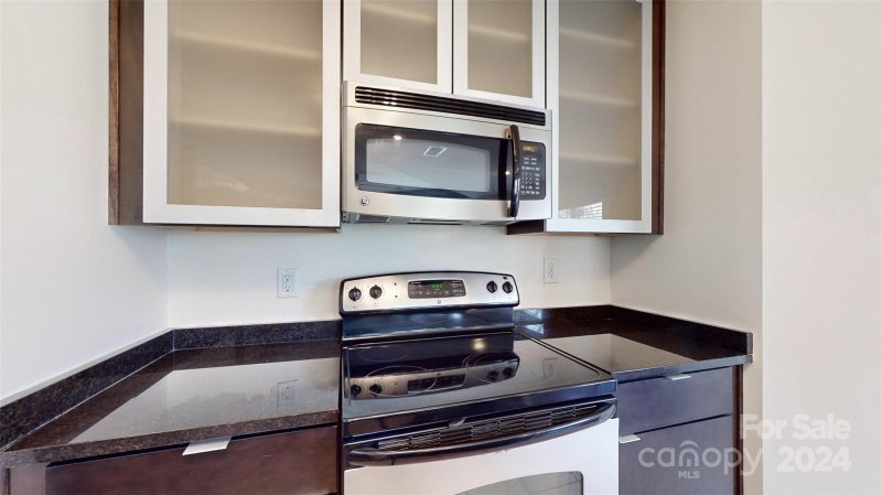 Property image 4 at 529 N Graham Street, Charlotte, NC 28202