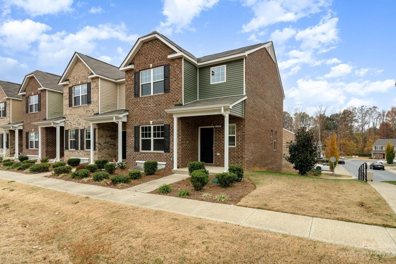 Property image 3 at 6355 Prosperity Church Road, Charlotte, NC 28269