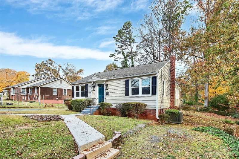 Property image 3 at 105 Oak Street, Fort Mill, SC 29715