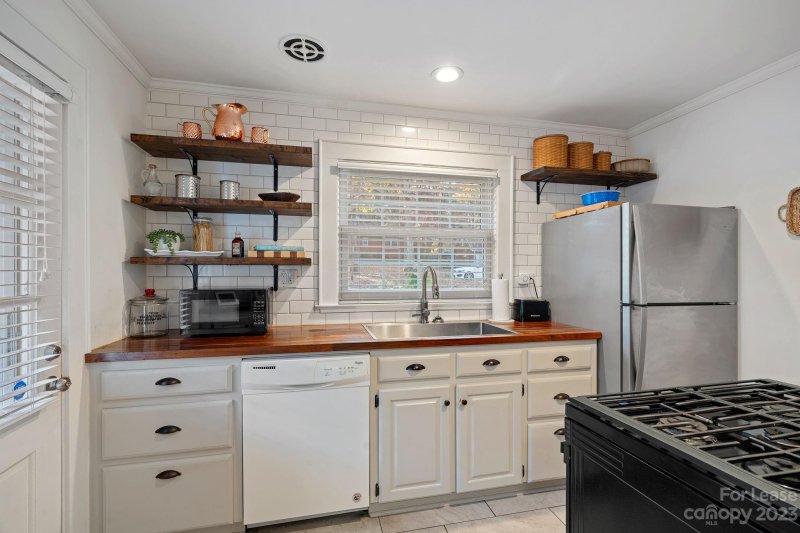 Property image 3 at 617 E Cannon Avenue, Albemarle, NC 28001