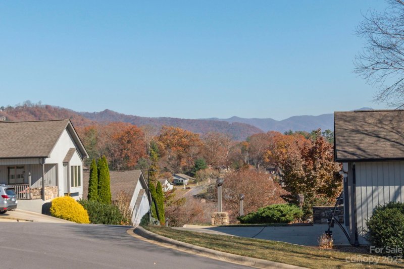 Property image 3 at 448 Kyfields Drive, Weaverville, NC 28787