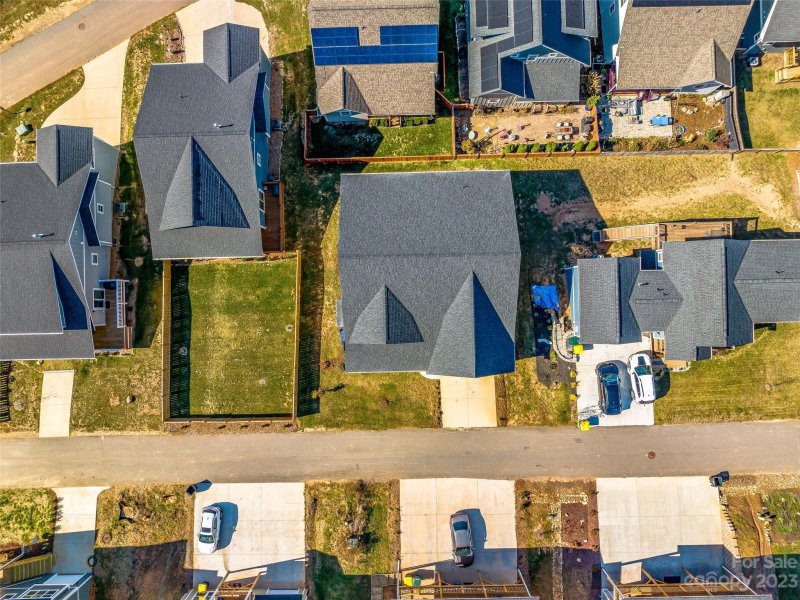 Property image 4 at 217 Oak Meadow Lane, Asheville, NC 28804