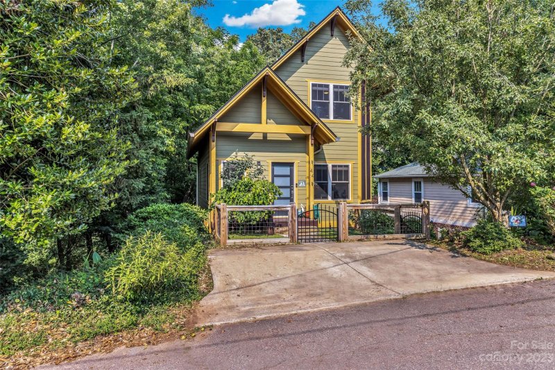 Property image 4 at 44 Wamboldt Avenue, Asheville, NC 28806
