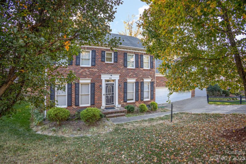 Property image 2 at 806 Grays Creek Lane, Charlotte, NC 28214