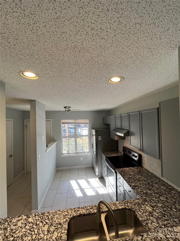 Property image 4 at 7829 Petrea Lane, Charlotte, NC 28227