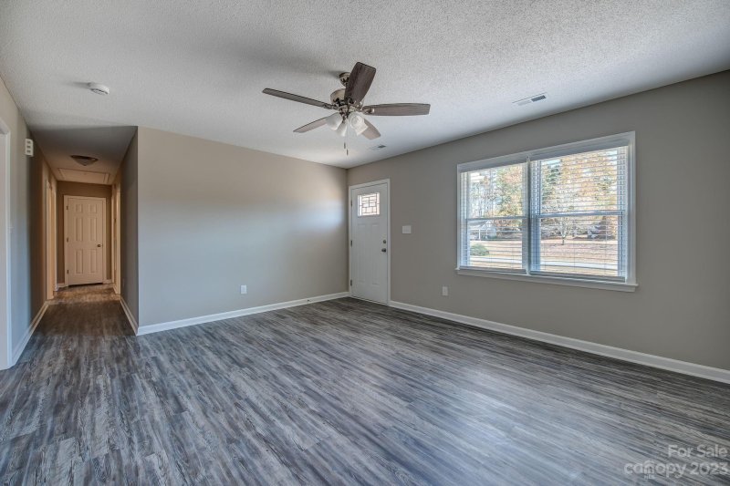 Property image 5 at 150 Hickory Creek Drive, Gastonia, NC 28052