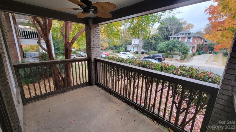 Property image 3 at 522 Oakland Avenue, Charlotte, NC 28204