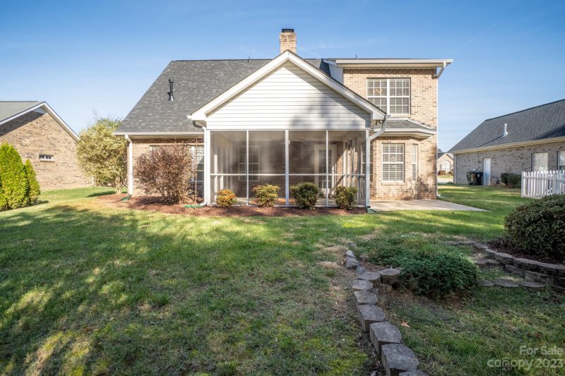 Property image 3 at 800 Juanita Drive, Concord, NC 28027