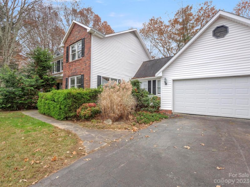 Property image 4 at 4 New Cross South, Asheville, NC 28805