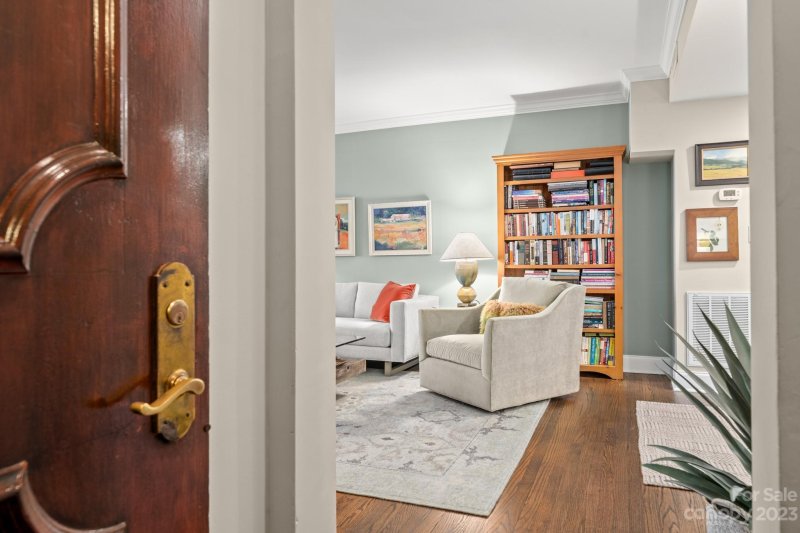 Property image 4 at 185 Macon Avenue, Asheville, NC 28804