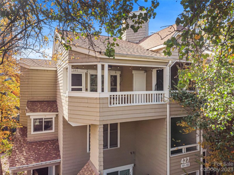 Property image 2 at 427 W 8th Street, Charlotte, NC 28202