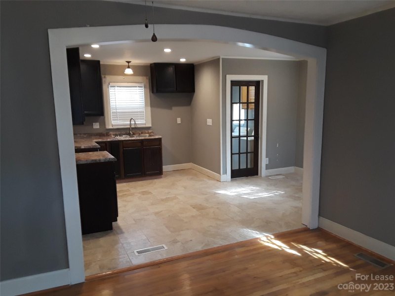 Property image 4 at 1514 Lisbon Lane, Charlotte, NC 28269