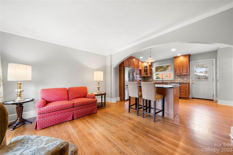 Property image 4 at 1003 Andover Road, Charlotte, NC 28211