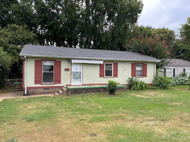 1144 Ellen Avenue