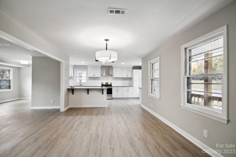 Property image 5 at 4231 Acorn Street, Charlotte, NC 28205